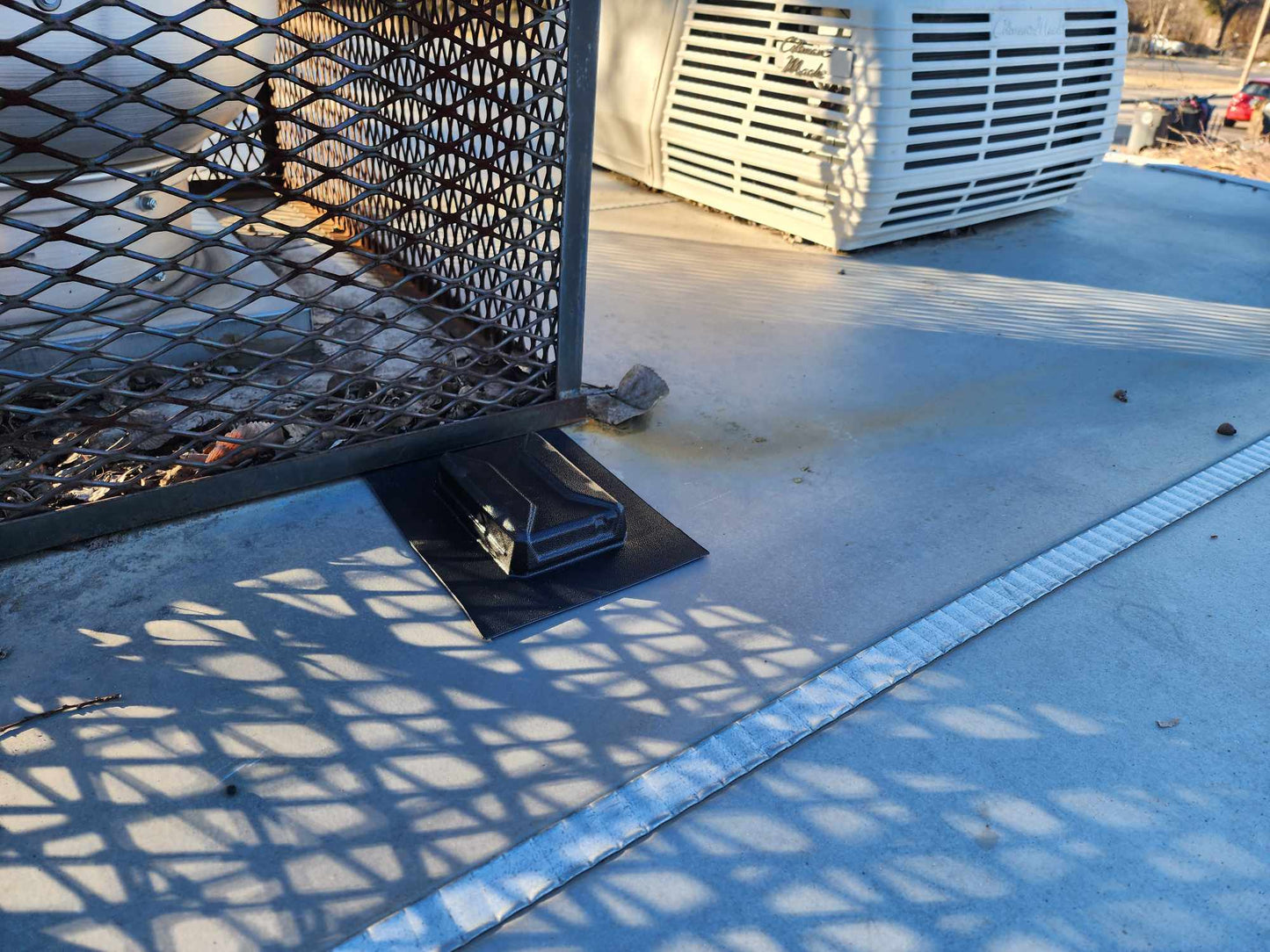 Sealed Enclosure for the GT504/514 For Roof Mounting